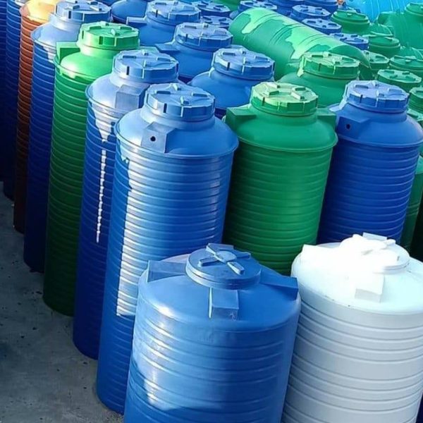 Citerne Plastique 500 Litres 3 couches Vertical